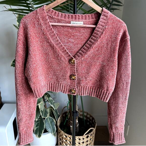 Urban Outfitters Pink Chenille Cropped Cardigan Sweater S | Cozy Soft Y2K - Picture 1 of 8